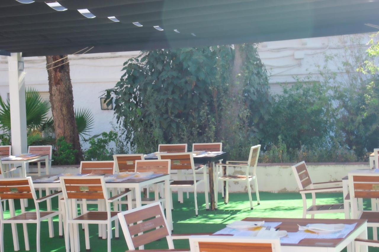 Hotel Patricia توريغواديارو المظهر الخارجي الصورة
