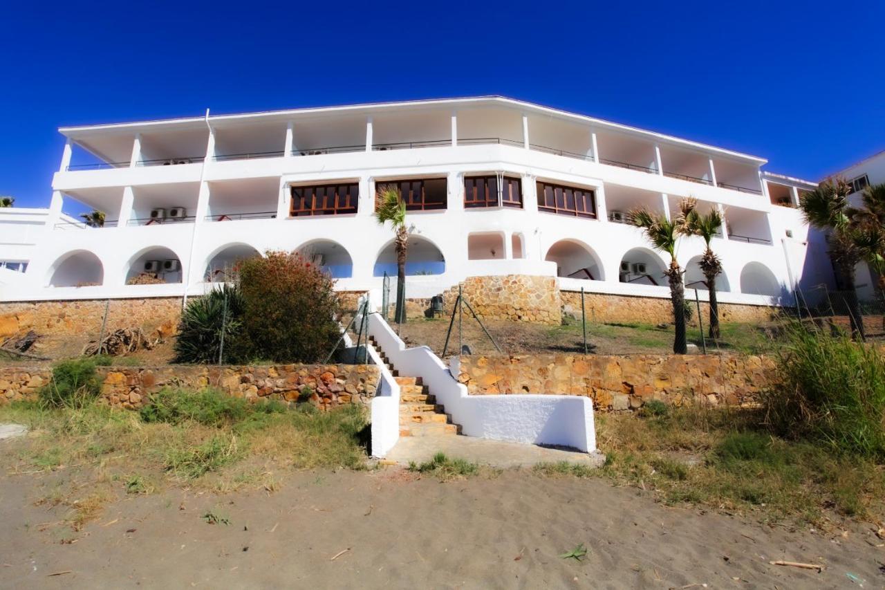 Hotel Patricia توريغواديارو المظهر الخارجي الصورة